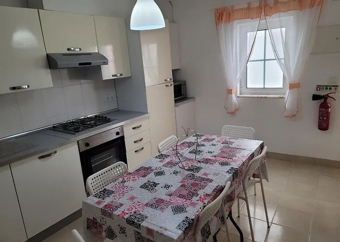 בית נופש Rosa *